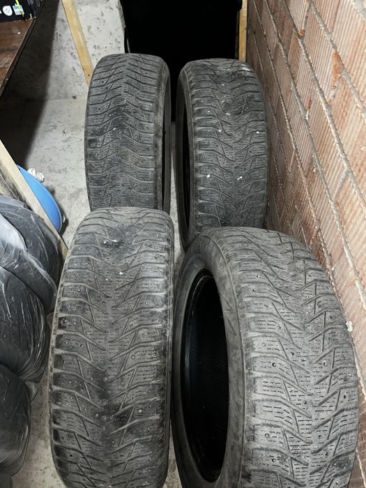 Продаю зимние шины Sailun 225/60 R17