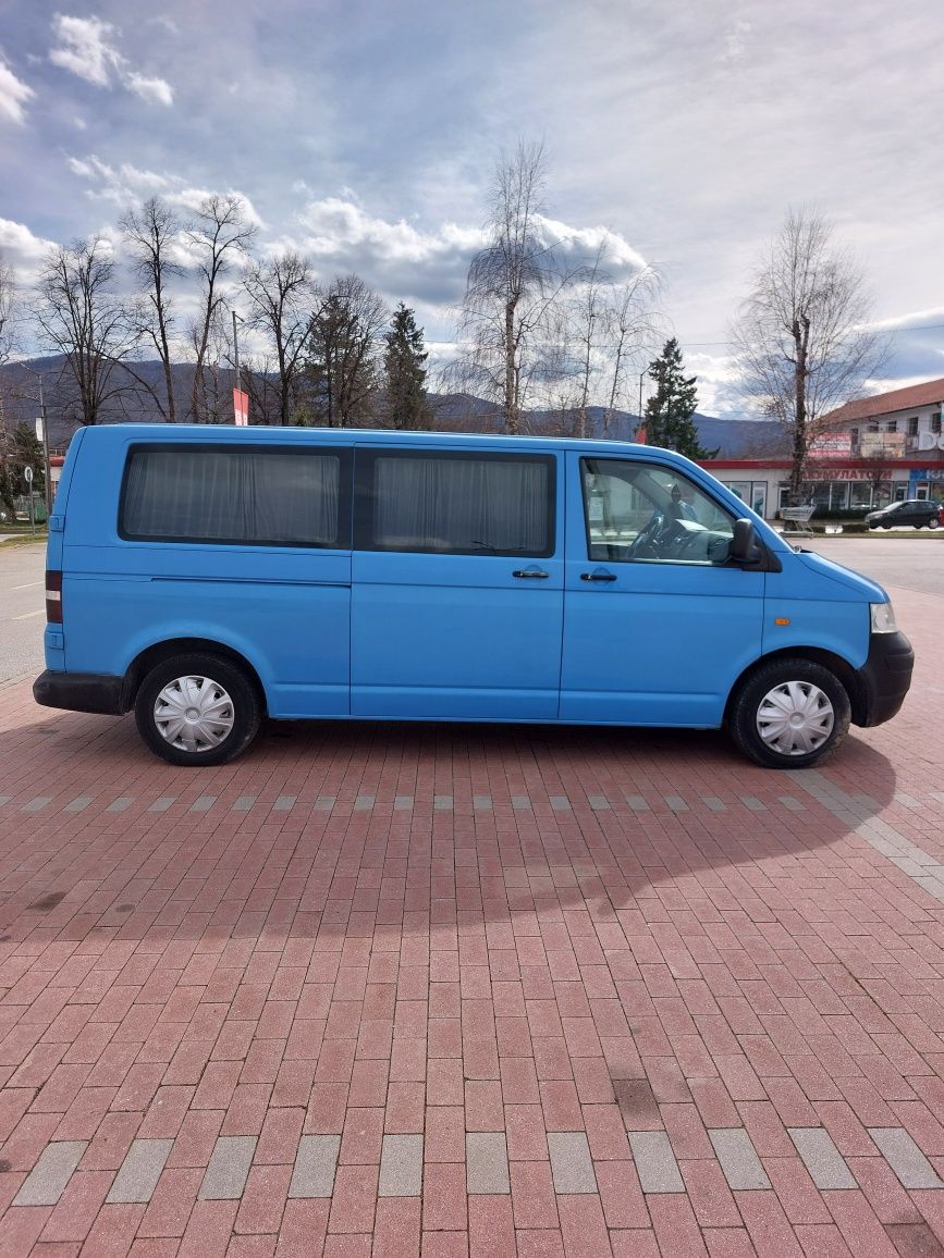 Volkswagen Transporter парти бус