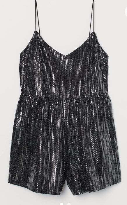 Salopeta petreceri, Revelion, club