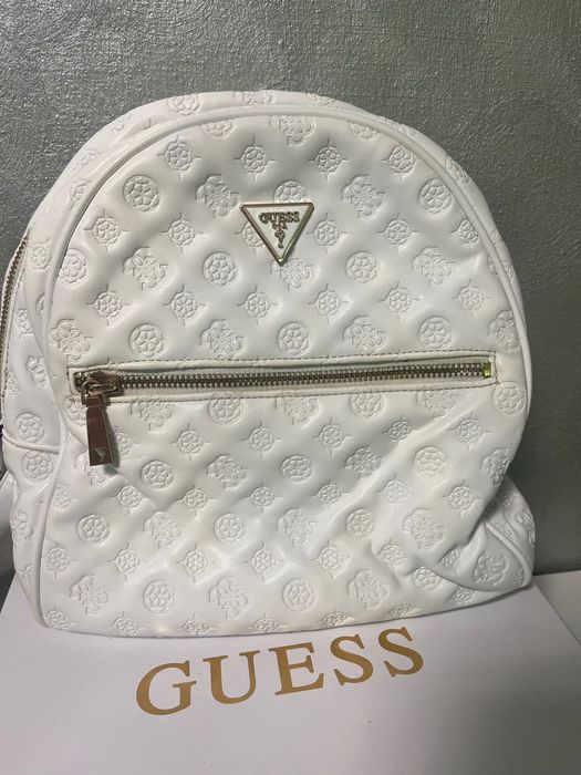 Оригинална раница Guess