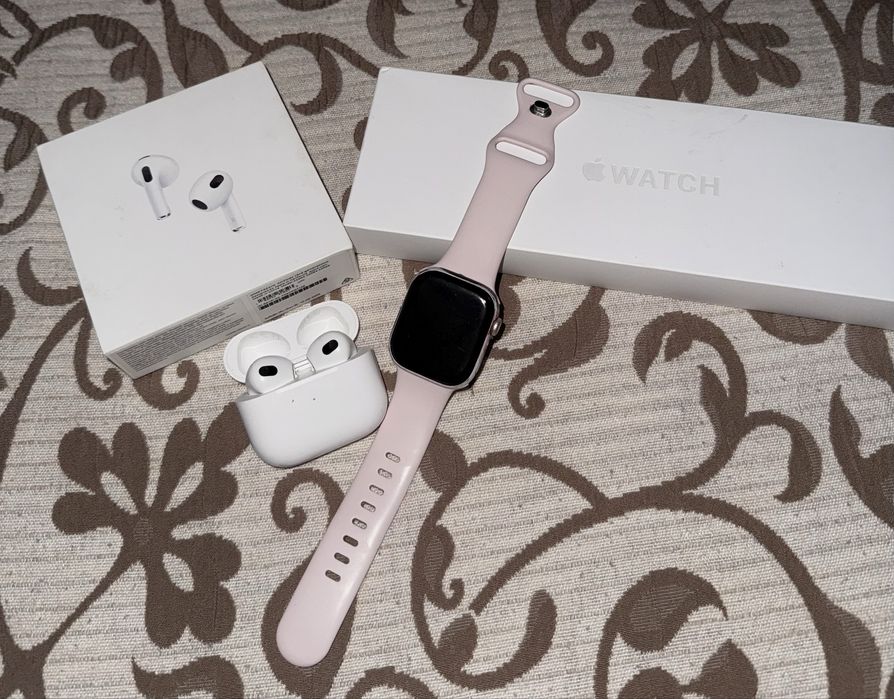 Apple watch 10 42mm; airpods 3