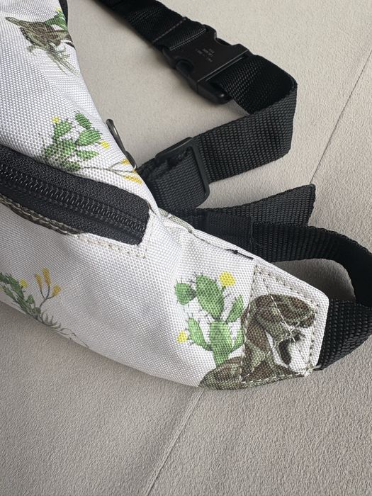 Чантичка за кръст Vans