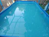 Piscina cu cadrul metalic