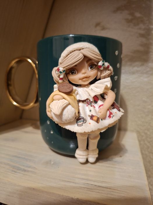 Ръчно декорирани чаши с полимерна глина