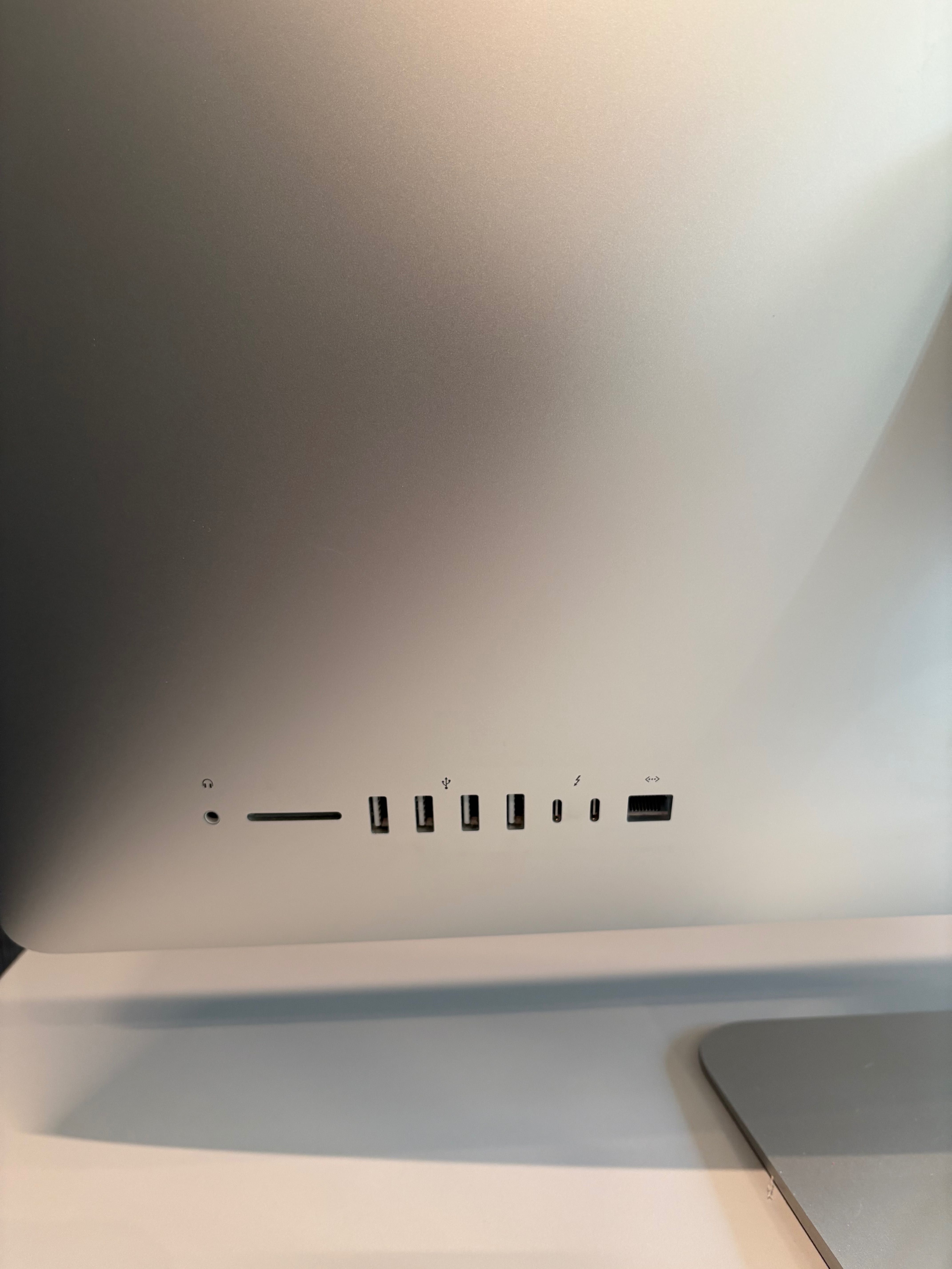 Компютър iMac Retina 5K, 27-inch, 2020