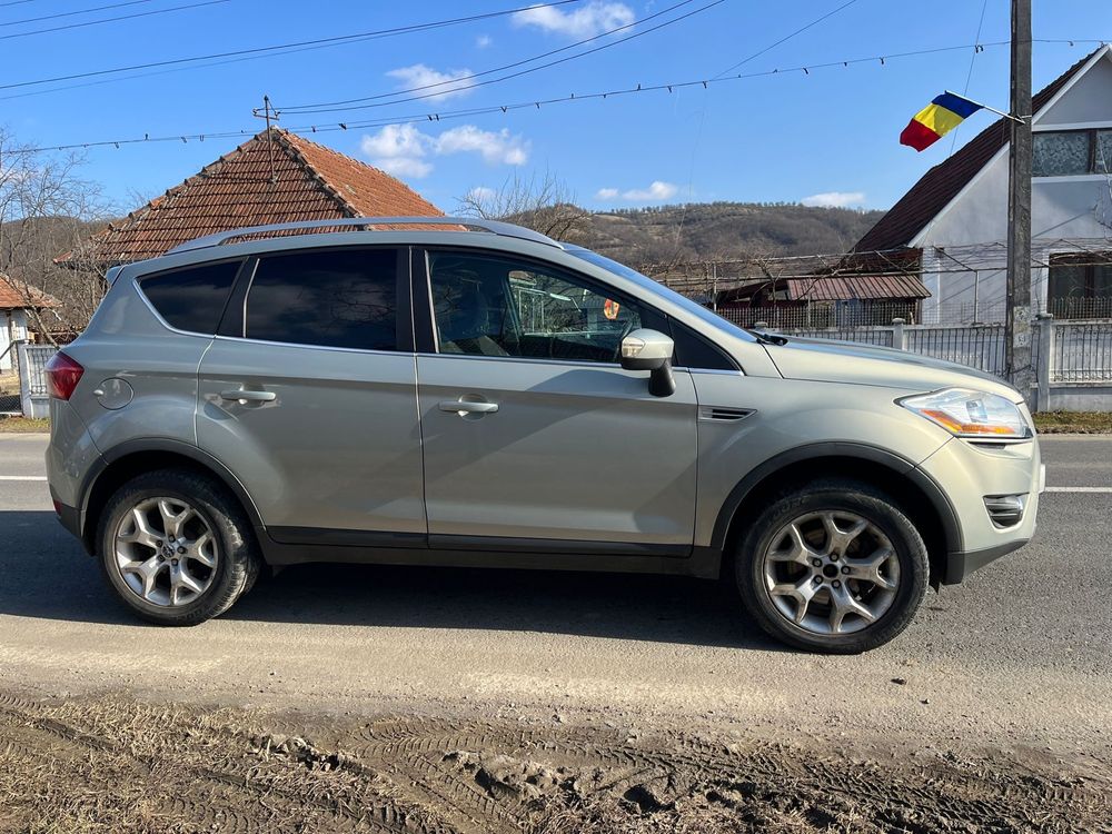 Vand Ford Kuga 4x4