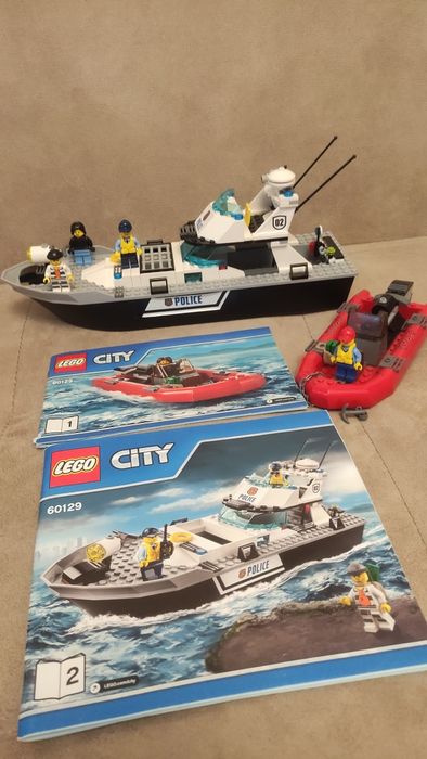 LEGO City 60129 - Полицейска патрулна моторница