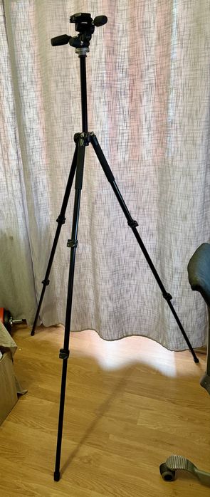 Trepied aluminiu Manfrotto 290 MT294A3 cu cap fluid 3 direcții 804RC2