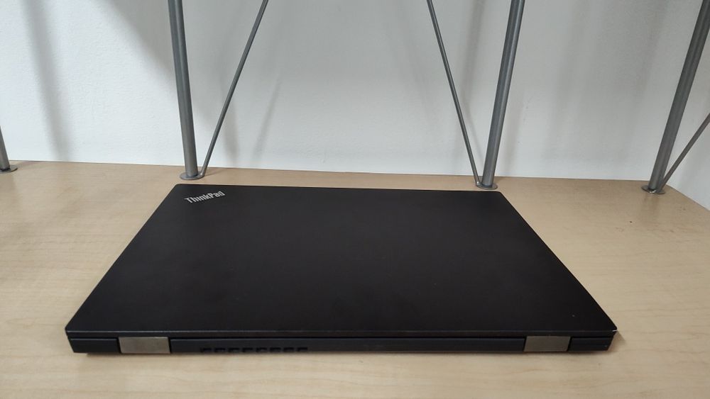 Laptop Lenovo Thinkpad  L390 I5 8365 8 GB ram SSD 256 GB