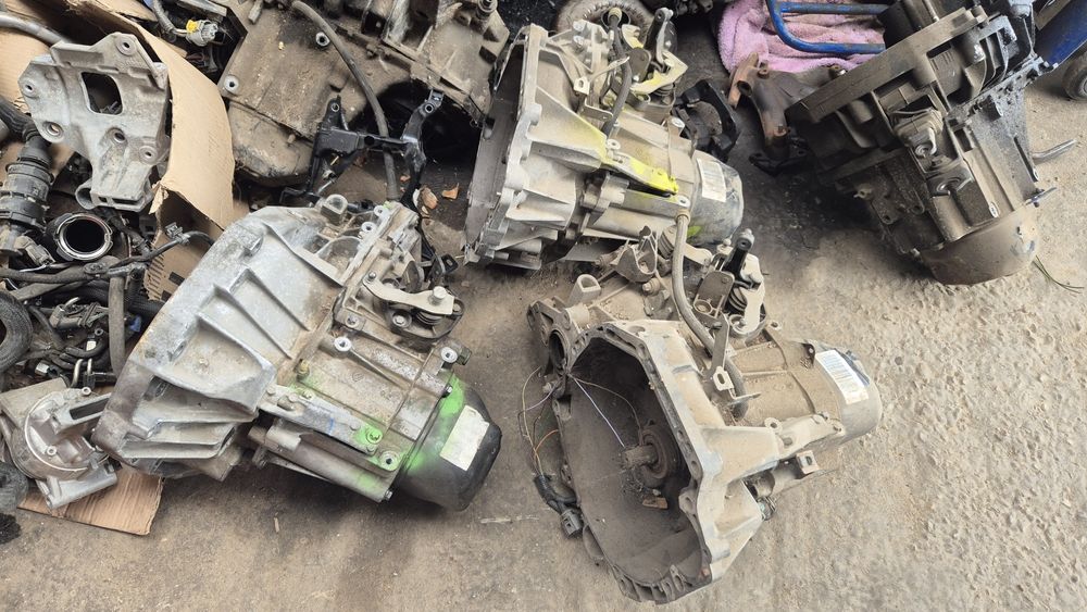 Cutie viteze dacia Logan sandero 2013 2020 1.5 dci 0.9