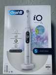 Periuta de dinti electrica ORAL-B iO7
