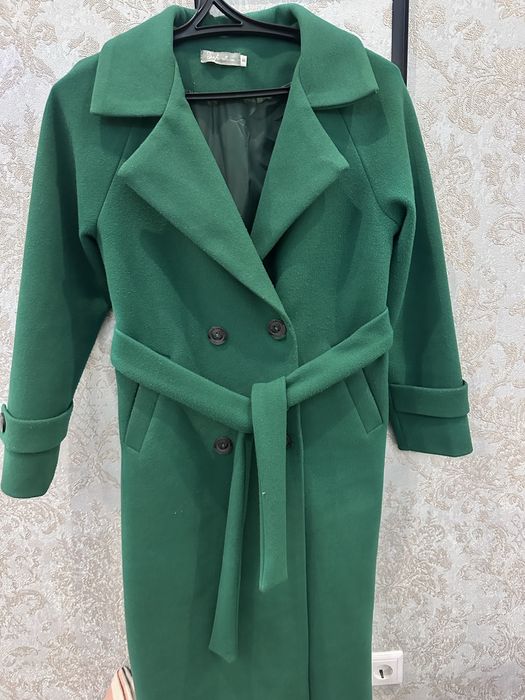 Продам Женскую куртку и пальто