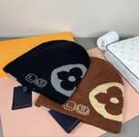 Caciula LOUIS VUITTON colectia noua NEW