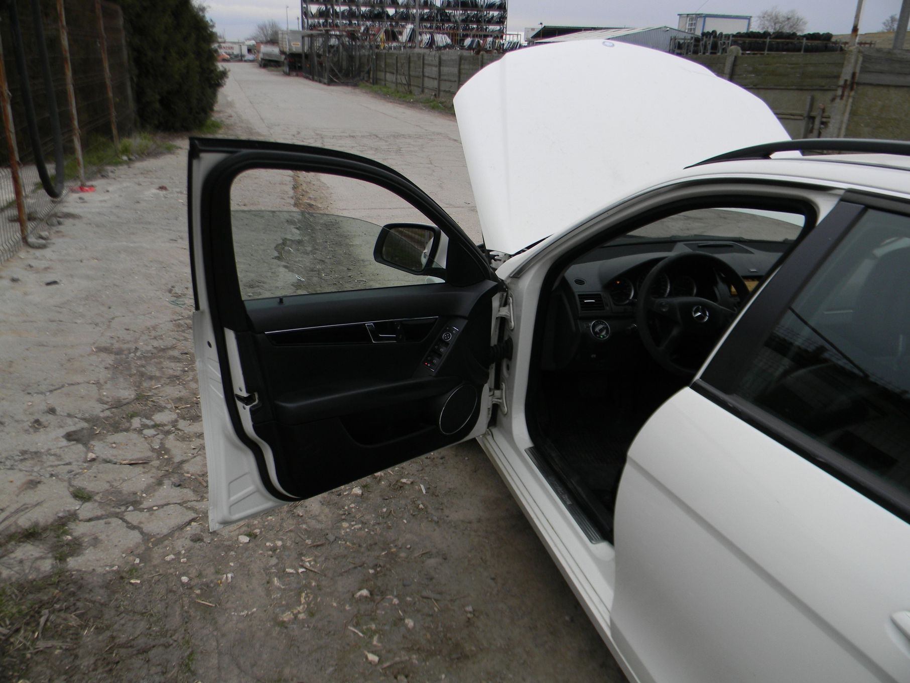 Dezmembrari  Mercedes-Benz C-CLASS (W204)  2007  > 2014 C 200 CDI (20