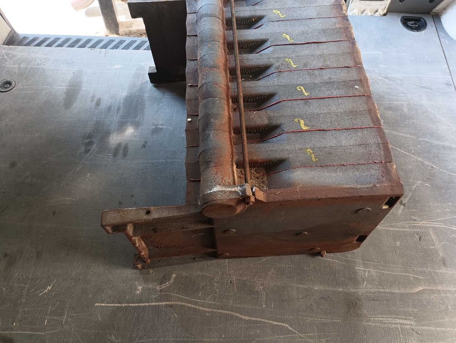 Чугунена водна риза