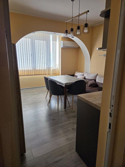 Дава се под наем Тристаен апартамент в Пазарджик, Руски - 70 кв.м за 331.5 € - Снимка #6