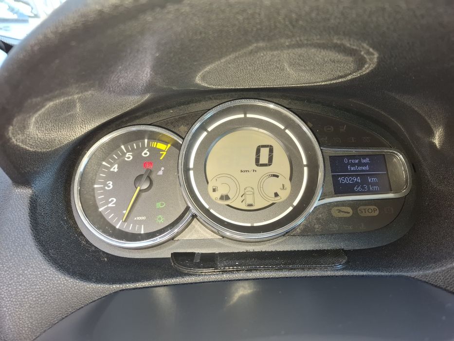 Рено Меган бензин 150к.с