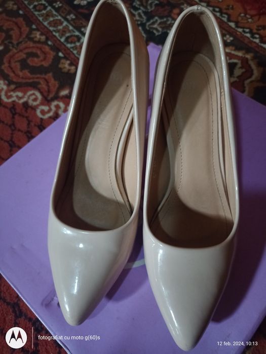 Pantofi dama cu toc înalt
