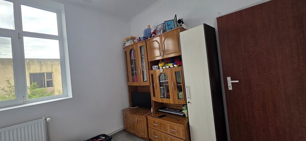 Vând apartament 2 camere