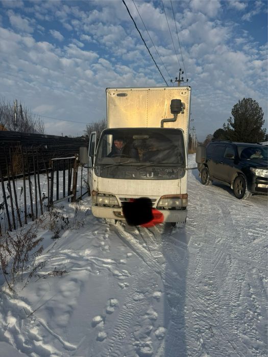 Продам исузу эльф по запчастям