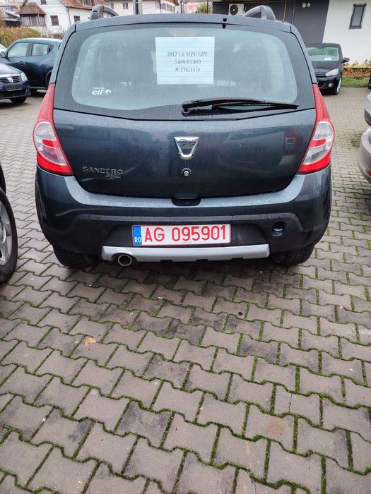 Vând Dacia Sandero Stepway 2012 cu gpl.