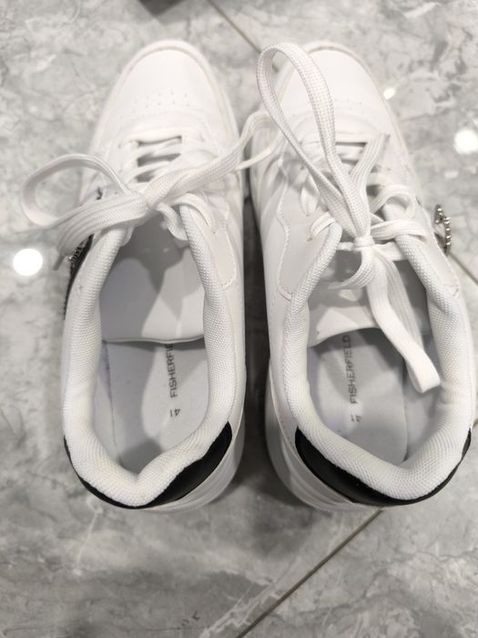 Бели маратонки 41 размер