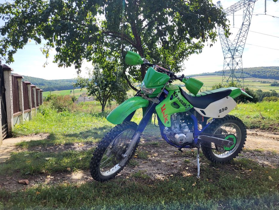 Cross kawasaki 250