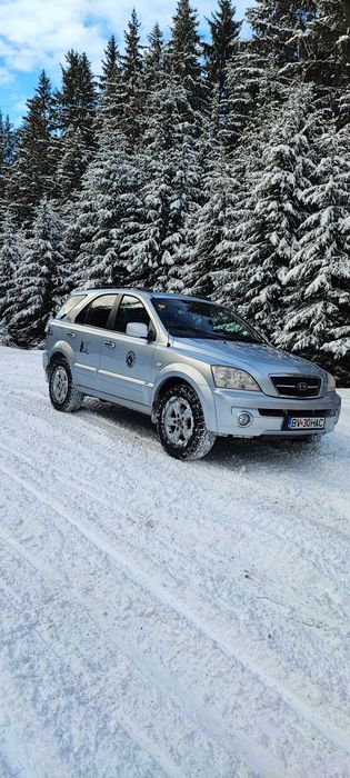 vând kia Sorento 2.5 automată