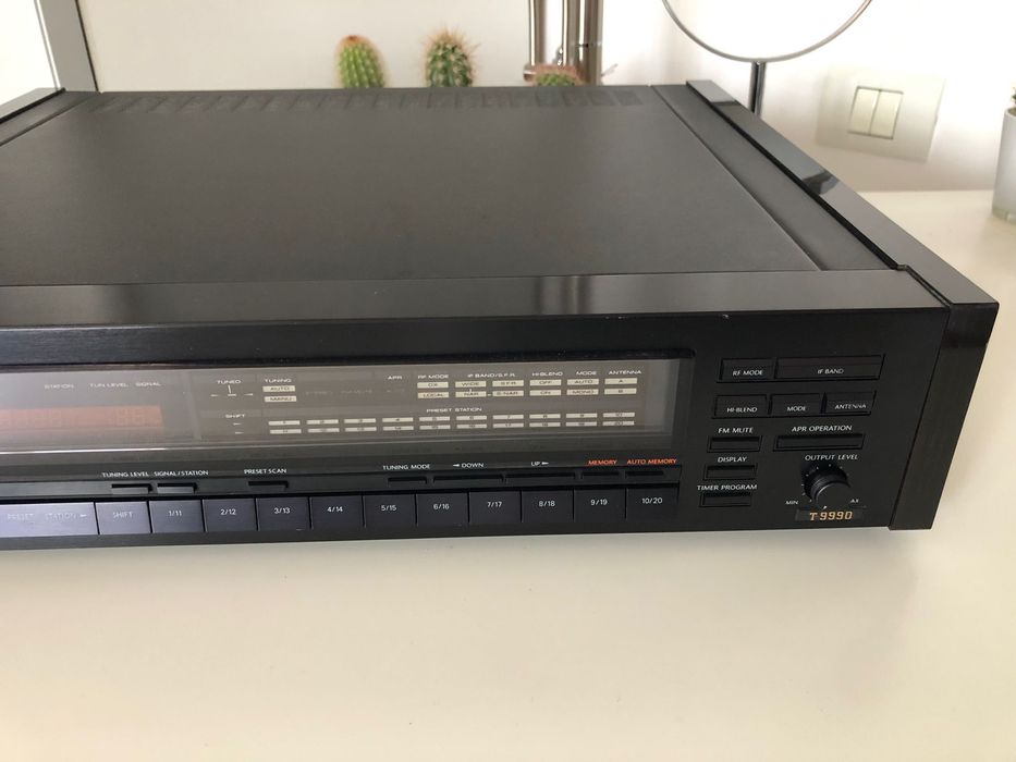 Tuner Onkyo T 9990 impecabil