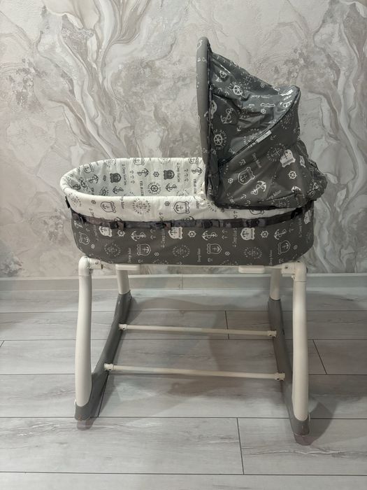 Продам Люлька качалка в хорошем состоянии