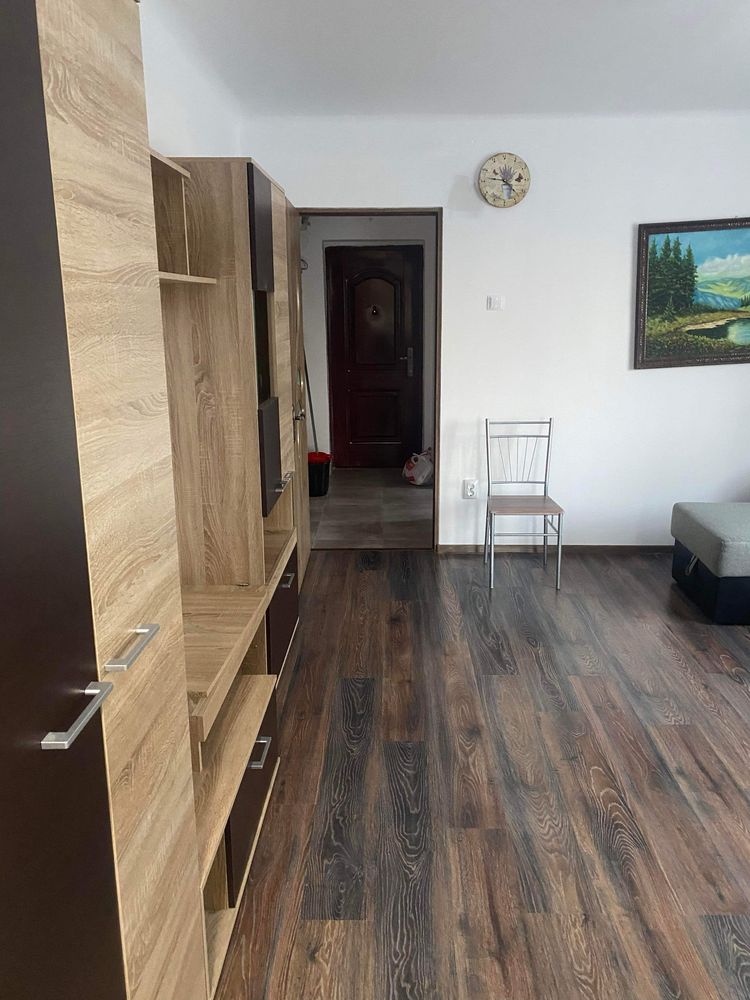 Apartament 2 camere de inchiriat…Ma gasiti pe whatapp