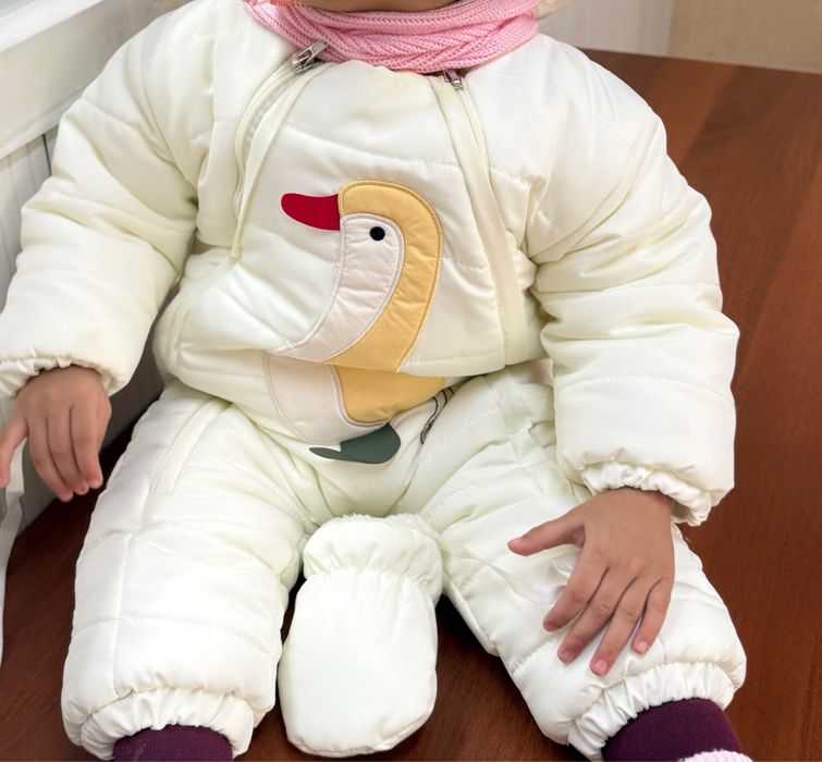 не дорого продаются детские комбинезоны!