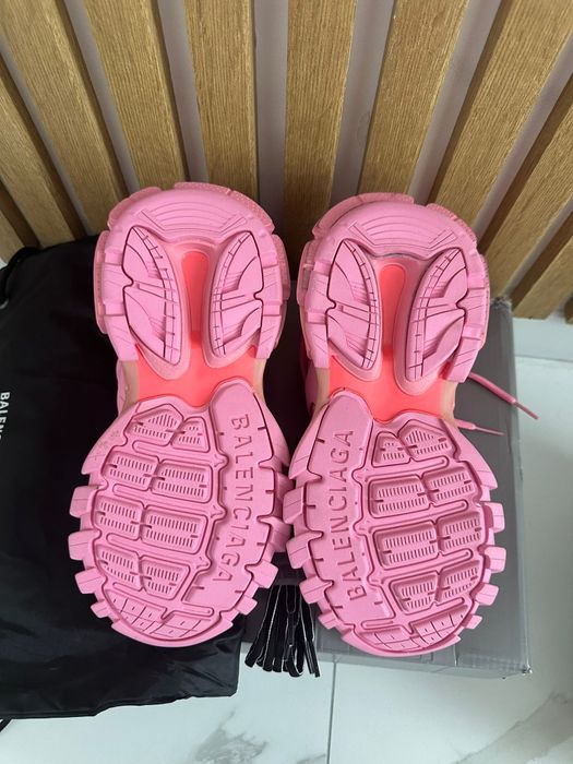 Vand Balenciaga Track roz