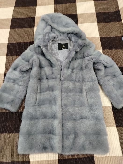 Продам норковую шубу 46 размера