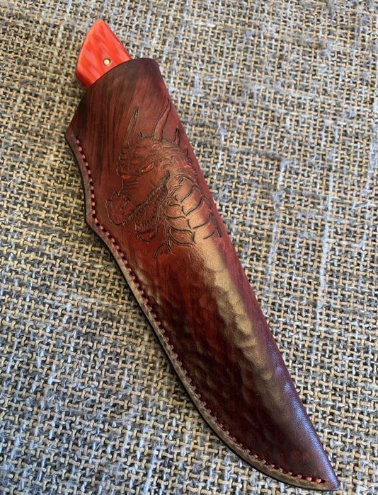 Ръчно кован ловен нож