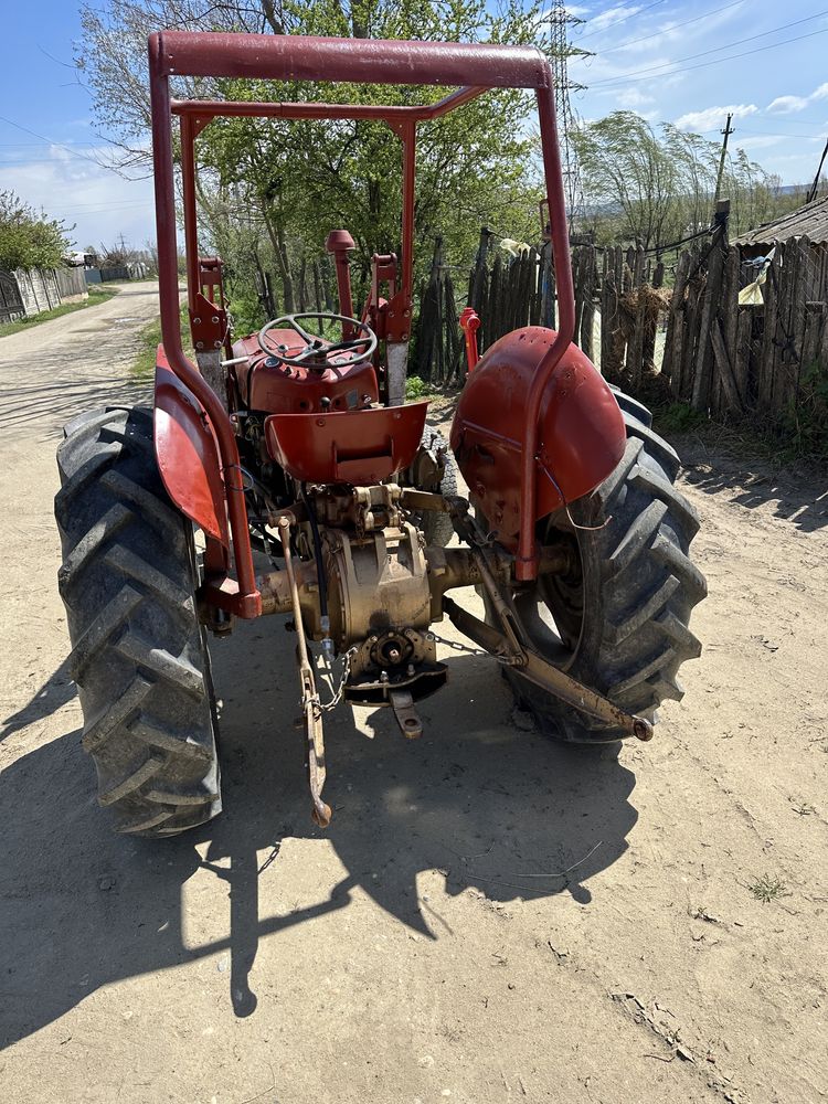 Tractor Massey ferguson 35