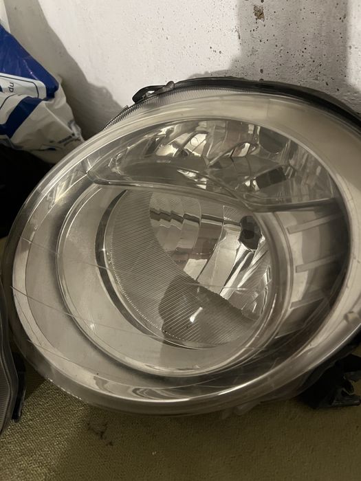 Предни фараве за фиат 500 2013