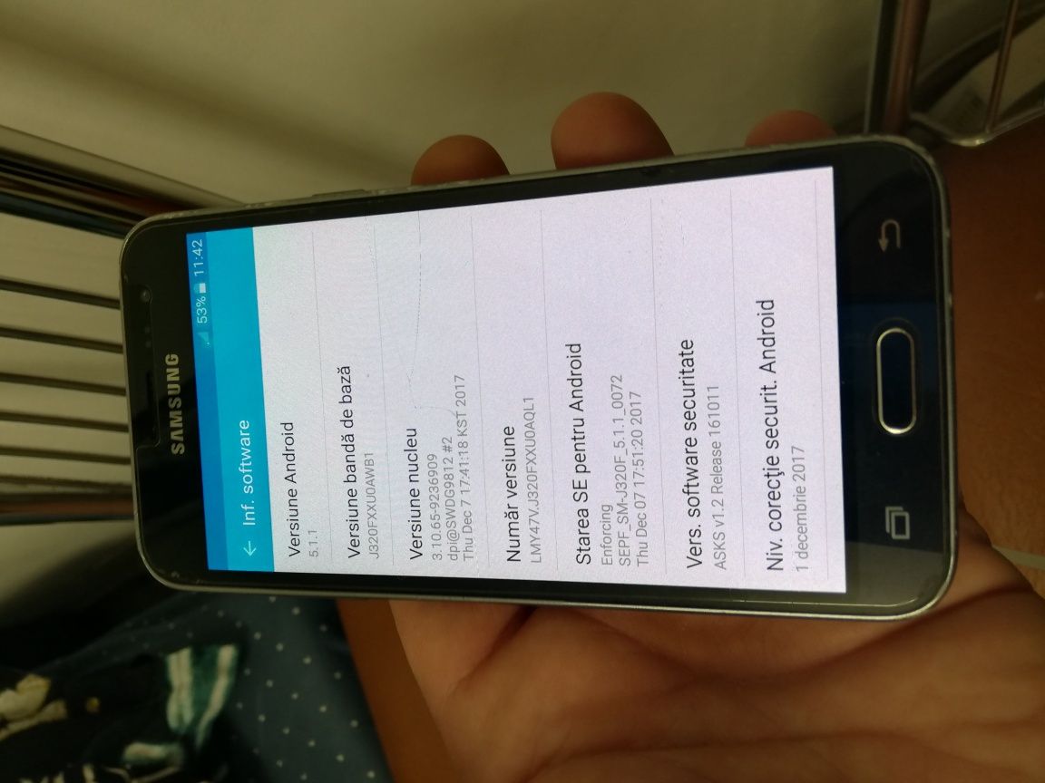 Telefon Samsung J3 2016 display bun