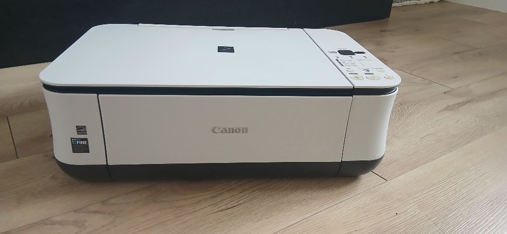 Vand imprimanta canon MP 250