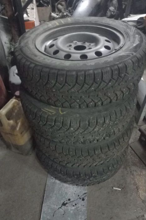 Продам комплект 185/65/R14