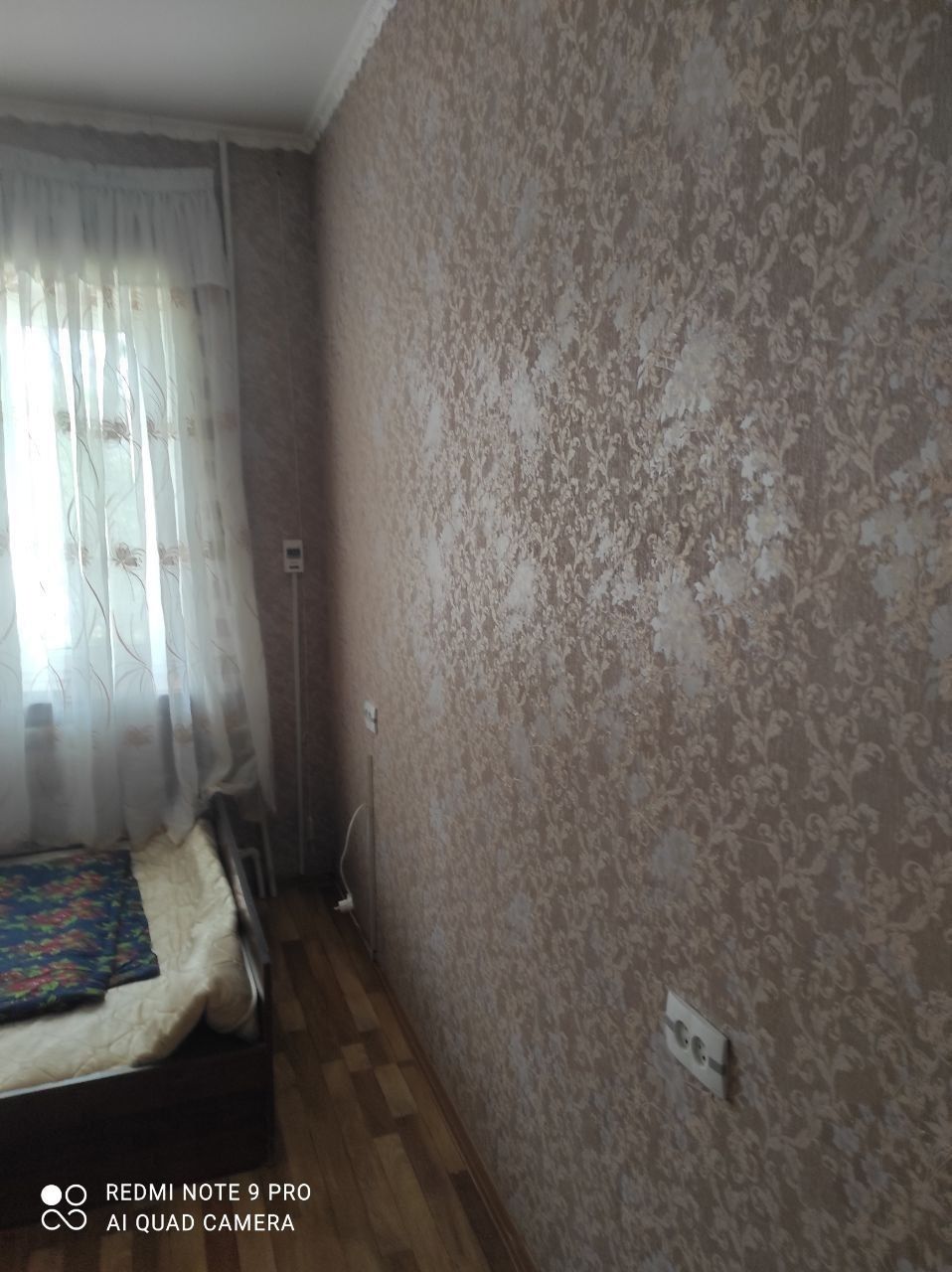 Продаю 2/2/4 в Яшнабадском районе в бывшем общежитие