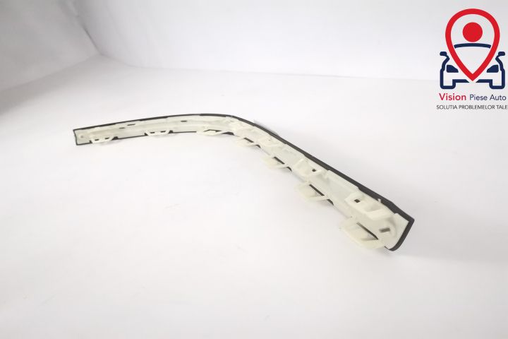 Бентли Бентайга / Bentley Bentayga Оригинален ляв декоративен елемент