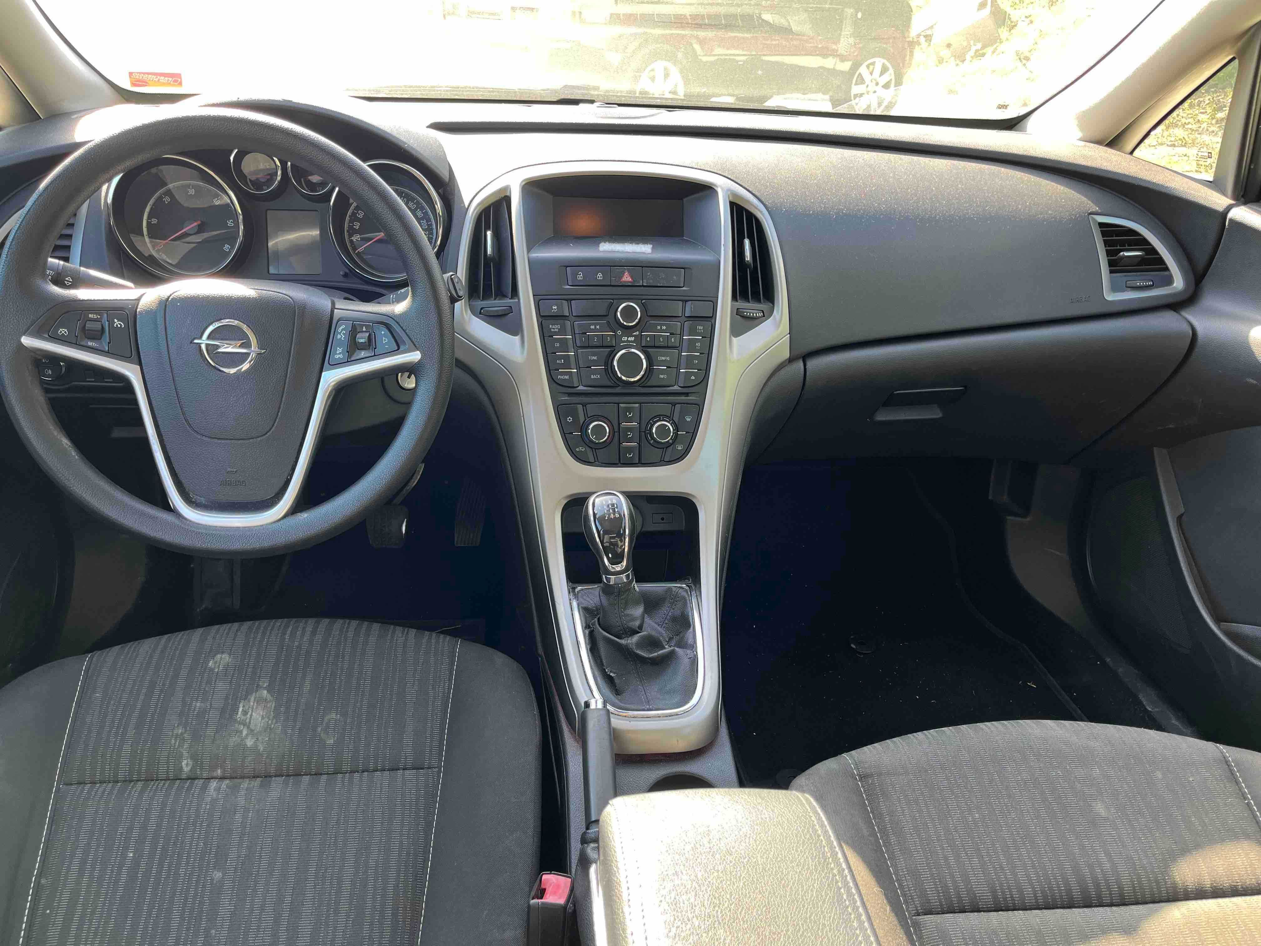 Опел Астра  2013г  / Opel Astra J  - на части