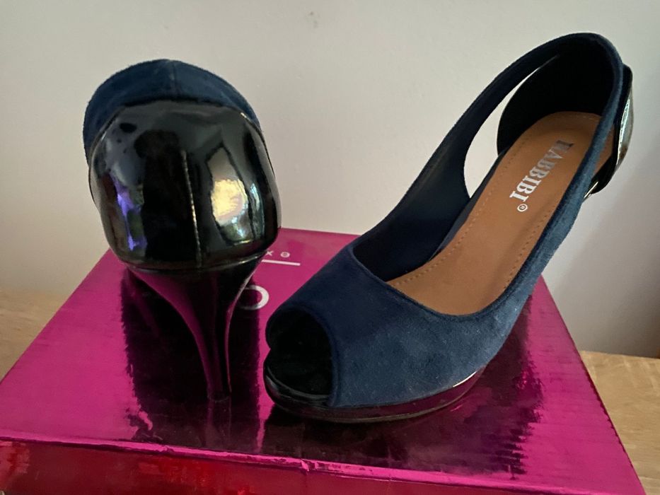 Pantofi cu toc și platforma, material piele