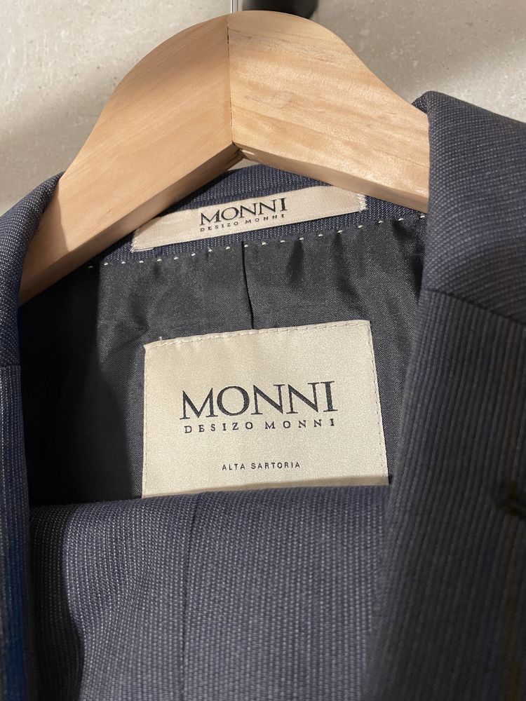 Мъжки костюм Desizo Monni размер 48