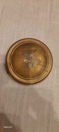 Нацистки компас от олимпийските игри в Берлин 1936