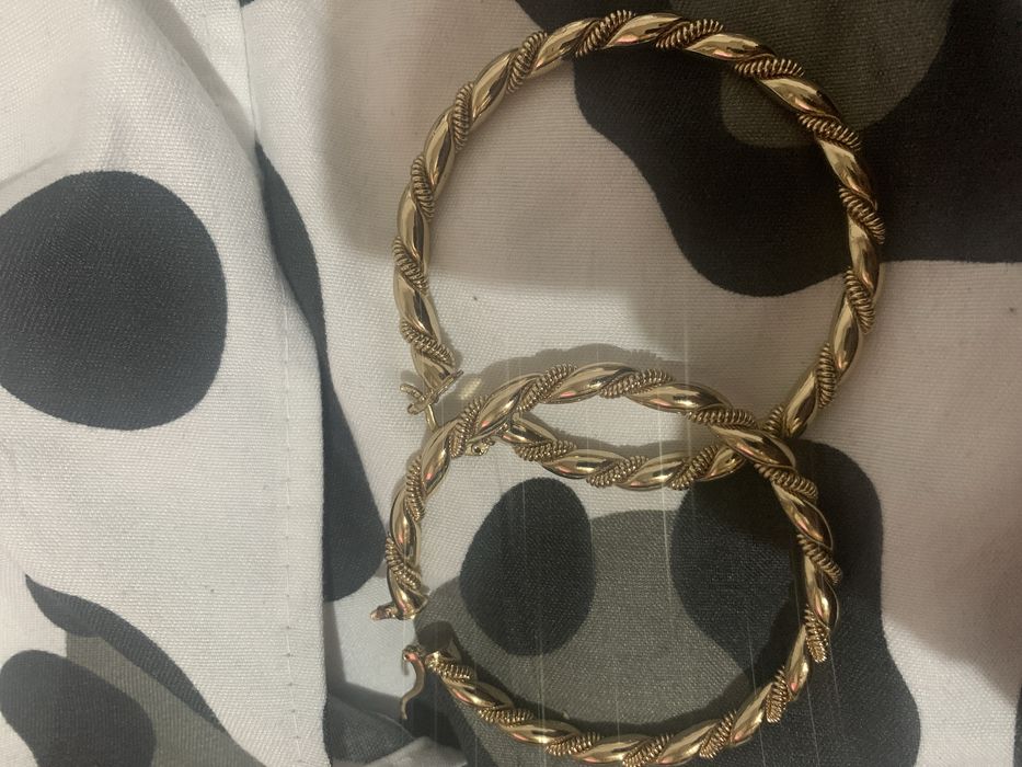 Vand cercei de aur 18k