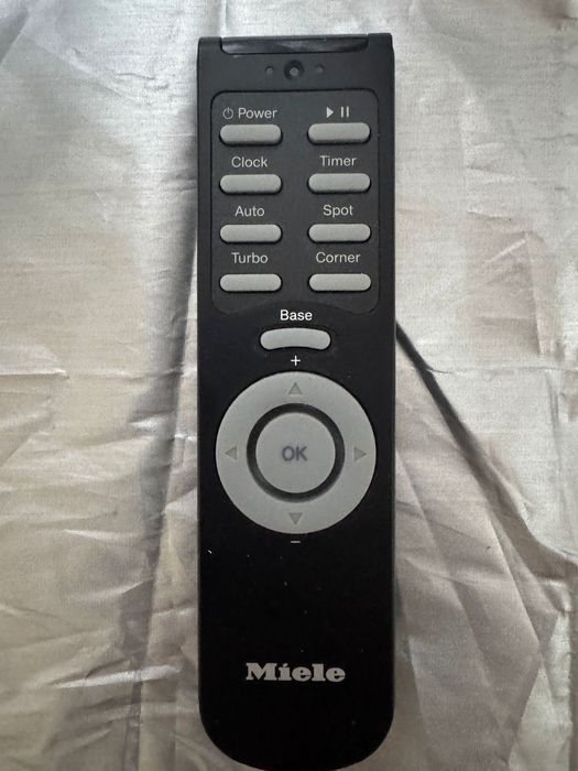 Telecomamda Aspirator MIELE Scout RX1