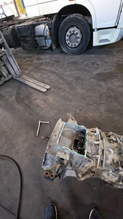 Cutie automata ZF Man Tgl 12 AS defecta