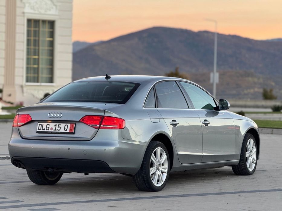 Audi 2009. 2l  143 cp recent adus pe roti din Germania